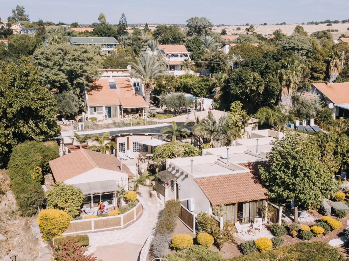 Cnaan Village Boutique Hotel & Spa 해드 네스 외부 사진